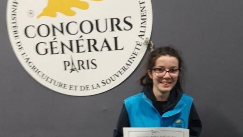 Léa a participé à la finale nationale du jugement d'animaux , catégorie " vaches laitières