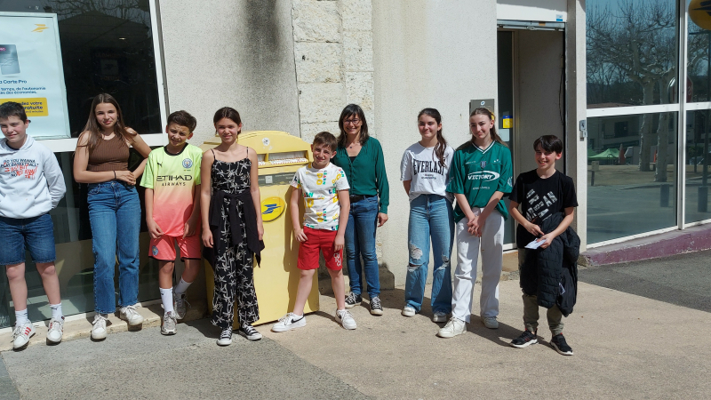 Les élèves du collège Gabriel Séailles "jouent la carte de la fraternité"