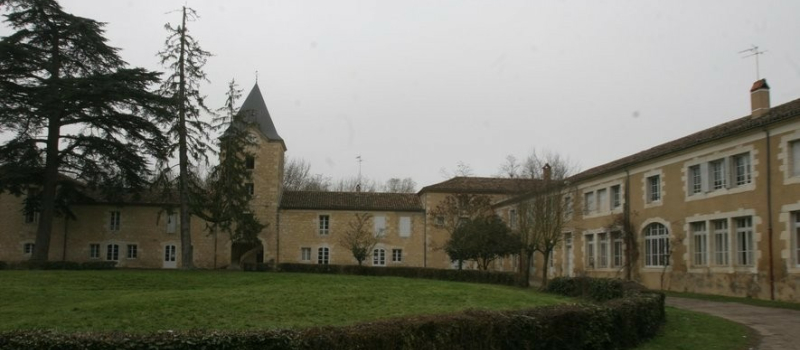 Vide-grenier des ExtraOrdinaires au château de Lescout !