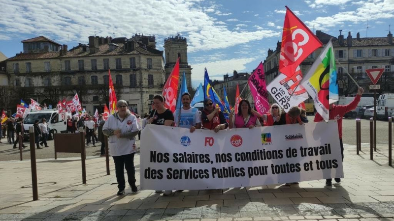 Manifestation pour le service public