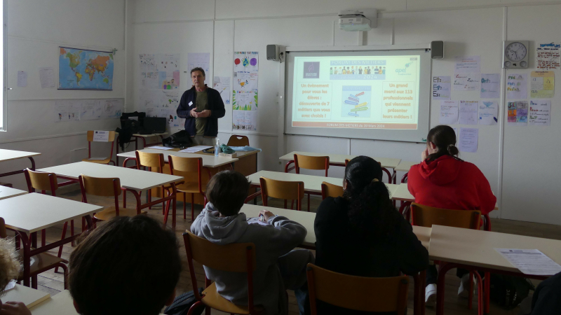 forum des métiers organisé par l’ensemble scolaire Oratoire Sainte Marie