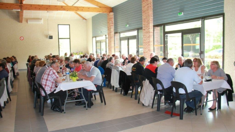 Repas annuel des chasseurs à Beaupuy.