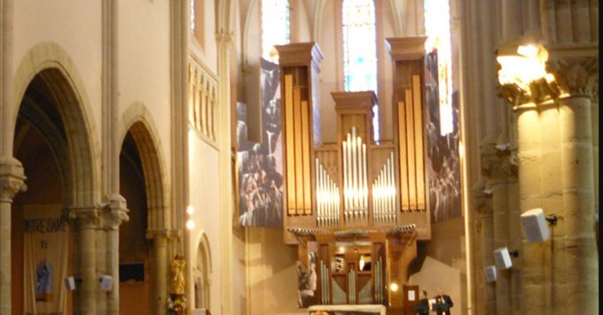 plaisance orgue cadre.JPG
