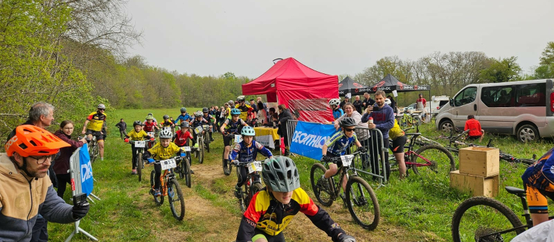 Le couleurs du club de VTT de Beaucaire bien représentées sur les podiums à Graziac!