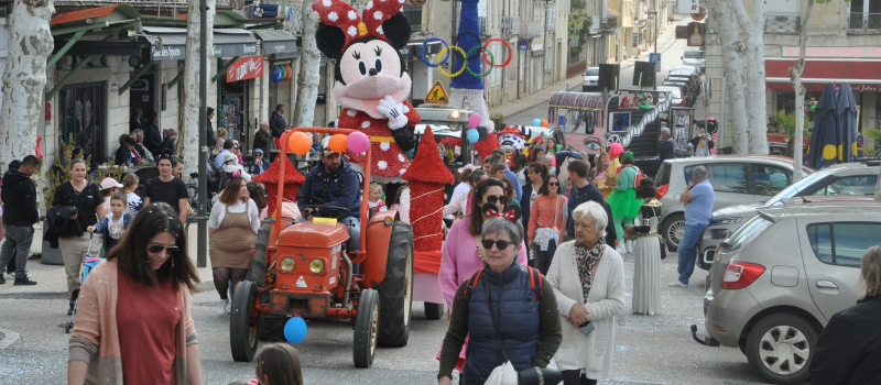 Carnaval des Pitchoun's et vide-grenier des arènes  : une belle journée printanière !