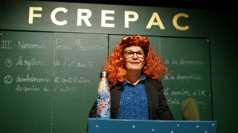 "Manuel à l'usage des non-adultes", un spectacle jubilatoire de la compagnie l'AGIT proposé par Vic Accueil