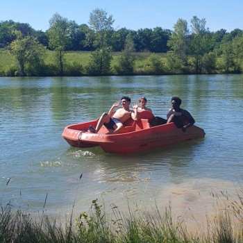 activite-pedalo-campus-la-salle-saint-christophe-768x1024.jpg