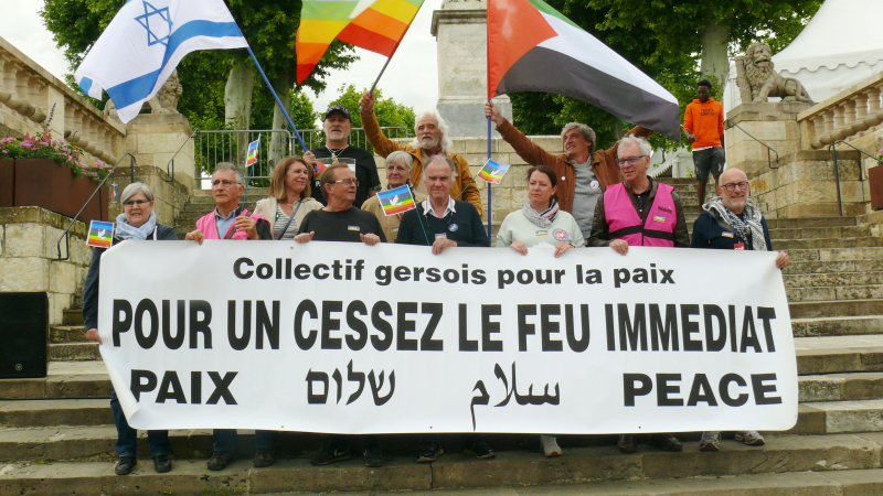 Pour une semaine, la place de la Libération rebaptisée "Place de la Paix"