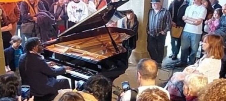 marciac piano flamme 2.JPG