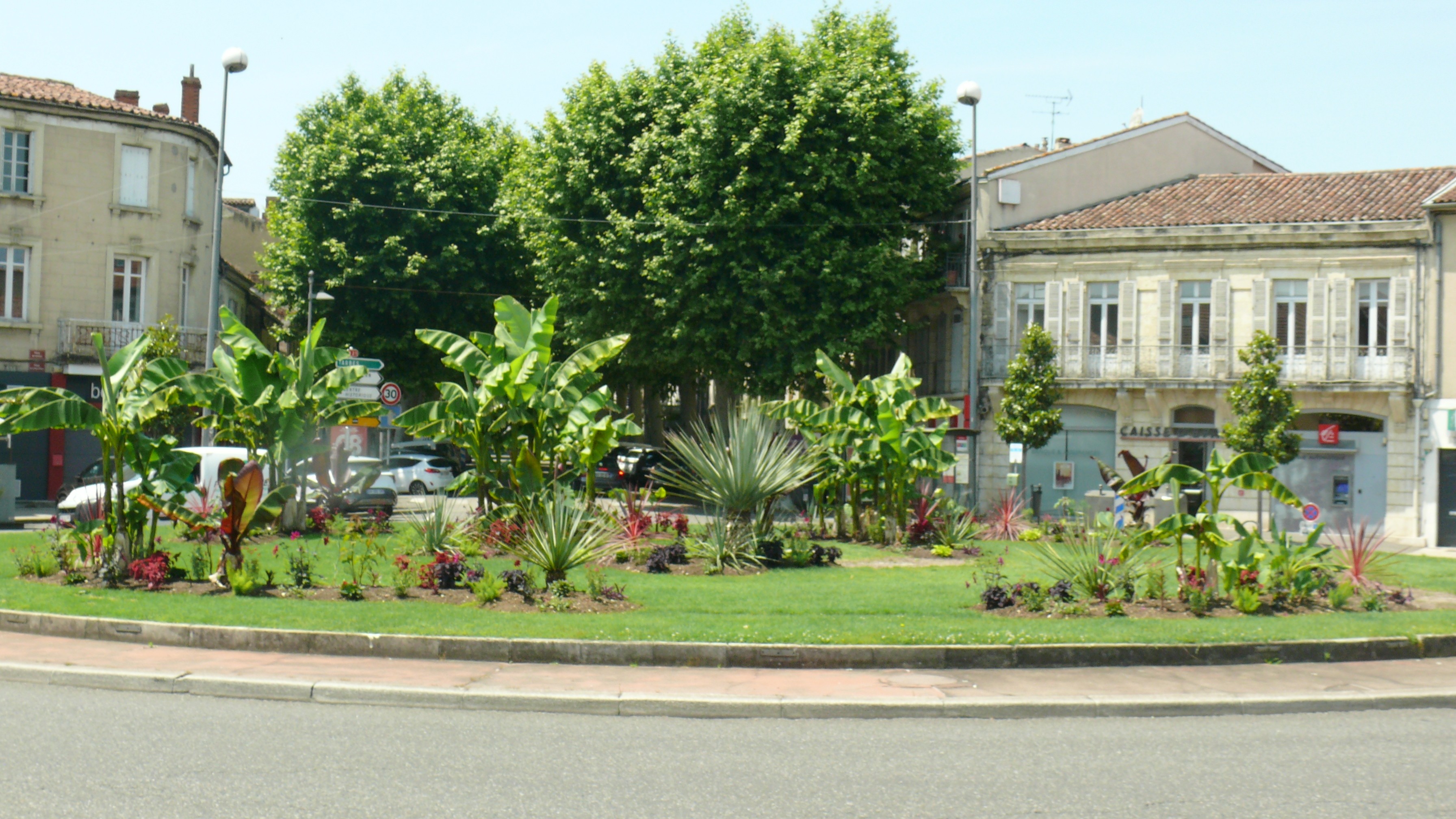Rond point de la patte d'Oie.