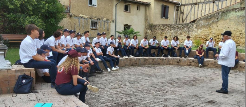 Des jeunes du SNU en visite dans la sous préfecture