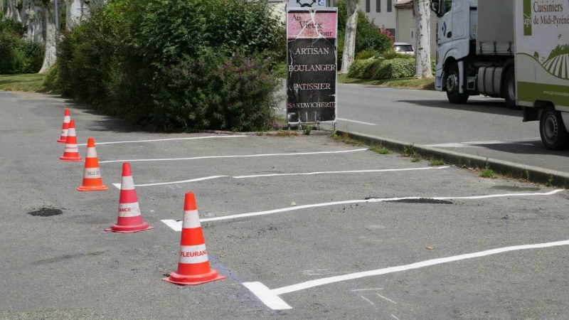 Des marquages au sol pour renforcer la sécurité