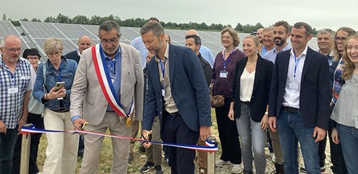 Fabien Martel, Directeur développement solaire France de CVE, et Francis Larroque, Maire d’Auradé. aurade parc solaire 3 Coupé de ruban (002).jpg