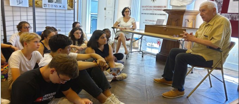 Les collégiens plongent dans la résistance des années de guerre