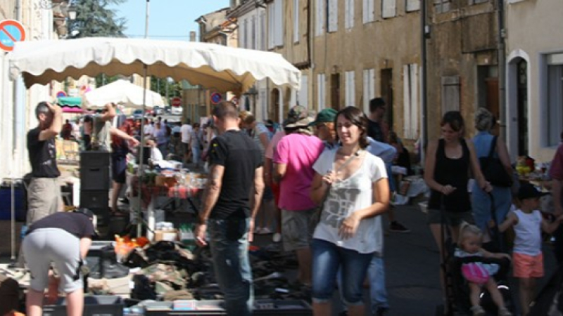 Vide greniers, brocantes et salons d'antiquaires ce week end