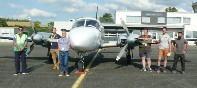 Tour de France : l'aéroport d'Auch le lieu parfait pour les avions qui assurent la retransmission  des images