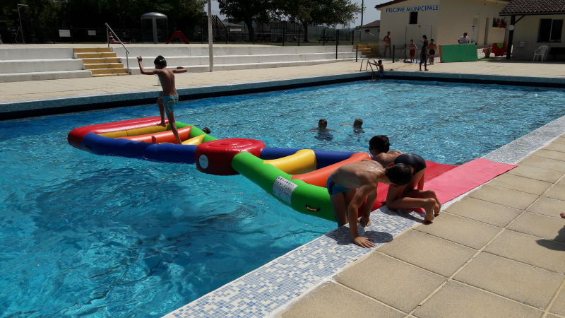 Les activités autour de la piscine