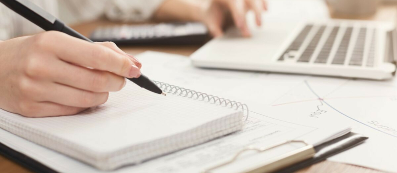 Simplification : l'Etat publie des tutoriels pour accompagner les citoyens dans leurs démarches administratives essentielles