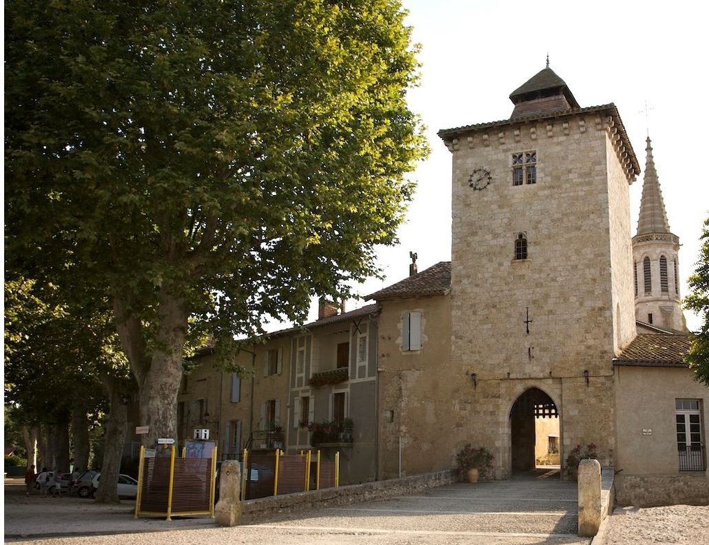 sarrant tour donjon.JPG