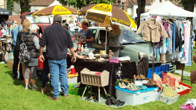 Vide grenier du week end