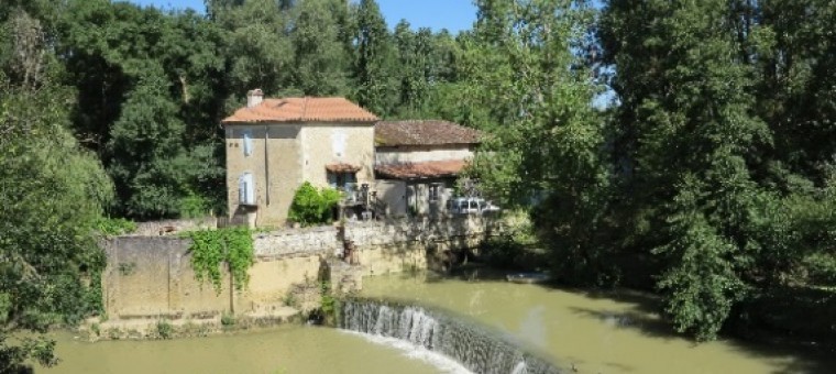 Moulin St Geny Lectoure JDG.jpg