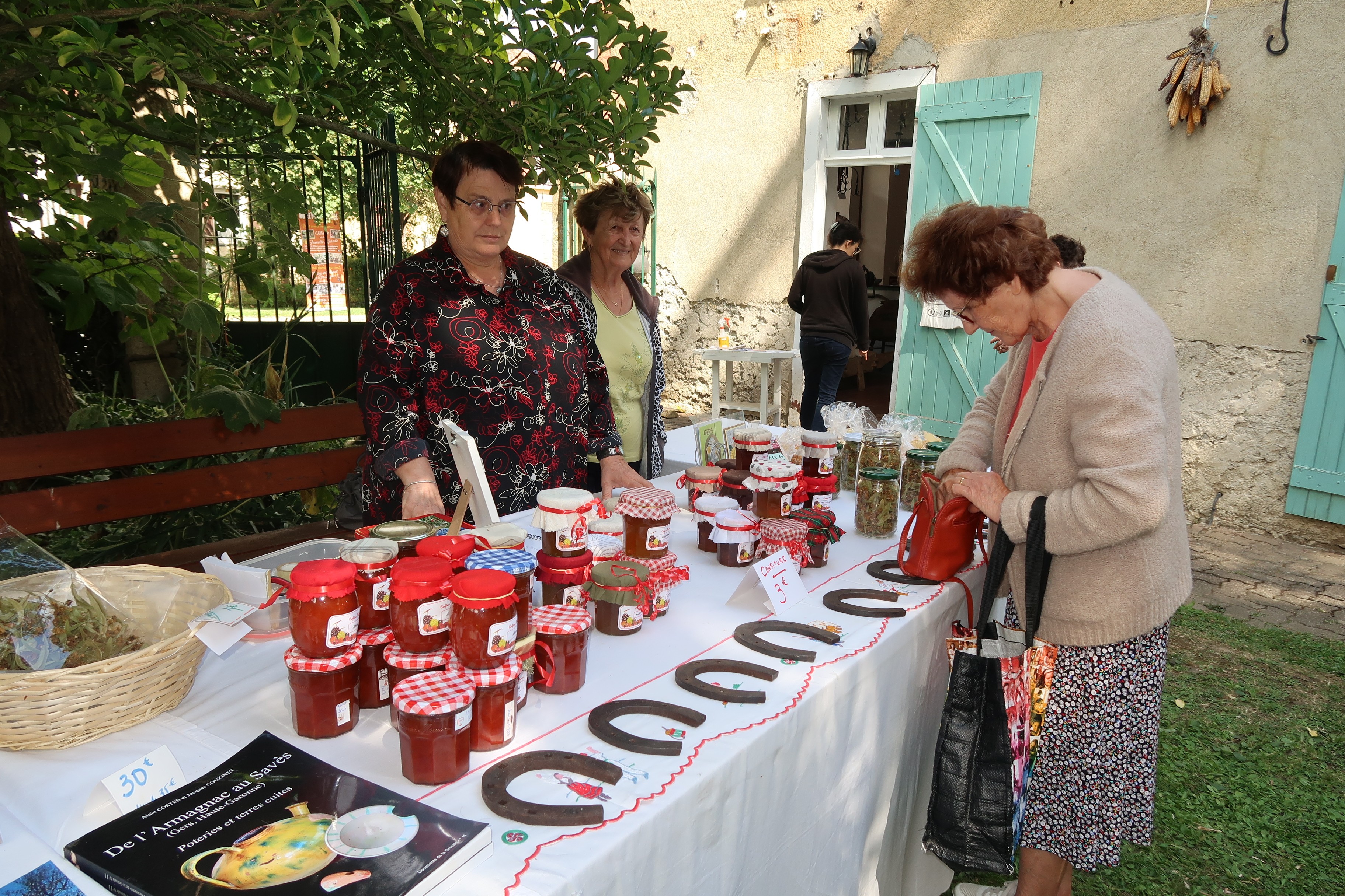 3044a_MARCHE du MUSEE_Simorre_6-8-23.JPG