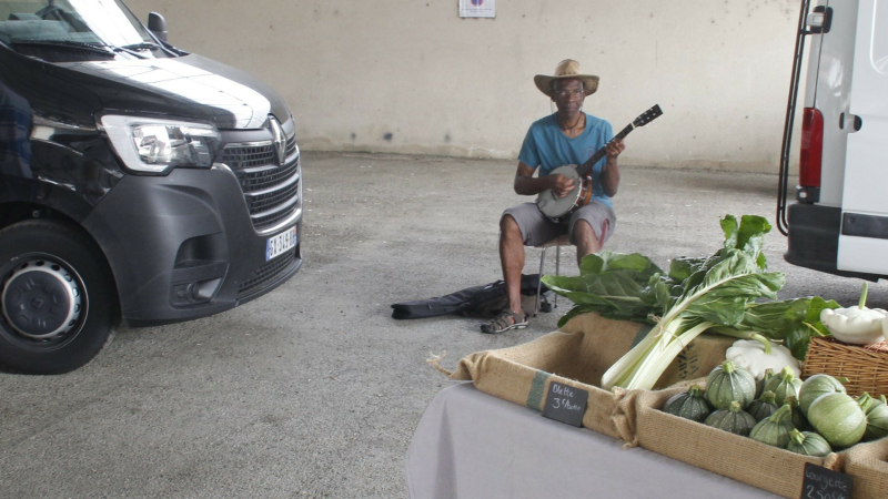 Donatien au banjo