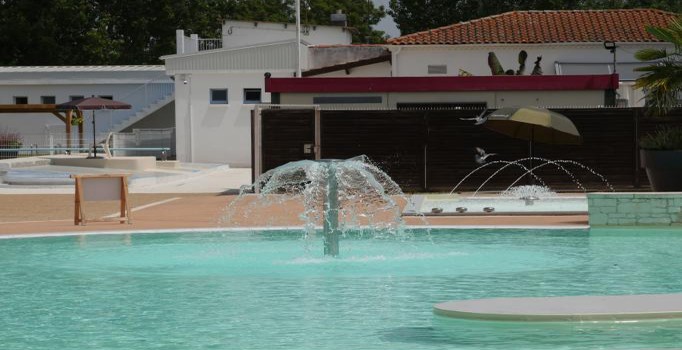 piscine fleurance.jpg