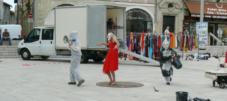 Théâtre de rue : la Cie Kiroul, création d'une pièce complètement déjantée