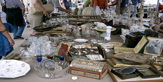 Vide_grenier_-_Seurre pixabay.jpg