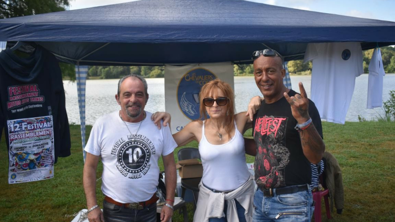 Rassemblement motos-autos-trikes