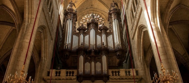 Ô fil de l'air à la cathédrale de Condom
