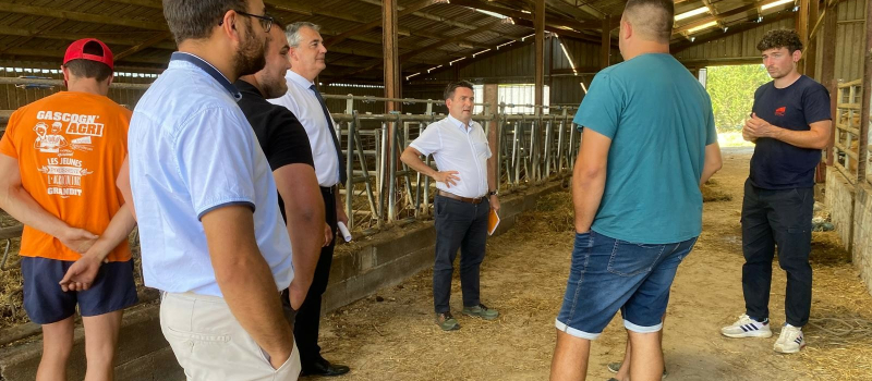 M. le Préfet reçu par les Jeunes Agriculteurs du Gers