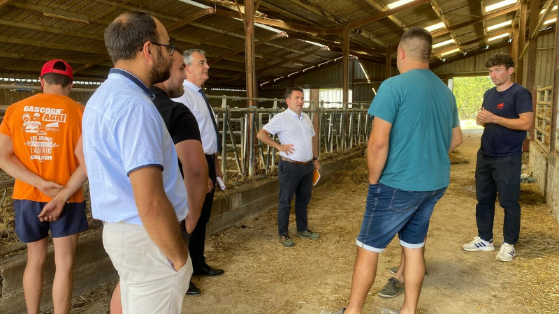 M. le Préfet reçu par les Jeunes Agriculteurs du Gers