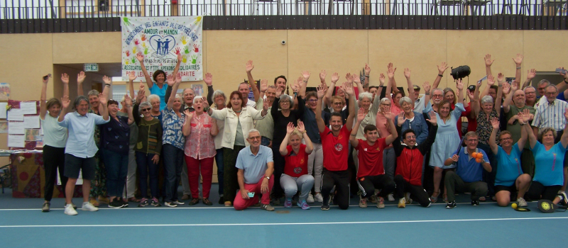 Premier "Forum des Associations " à la salle des Sports de Saint-Clar.