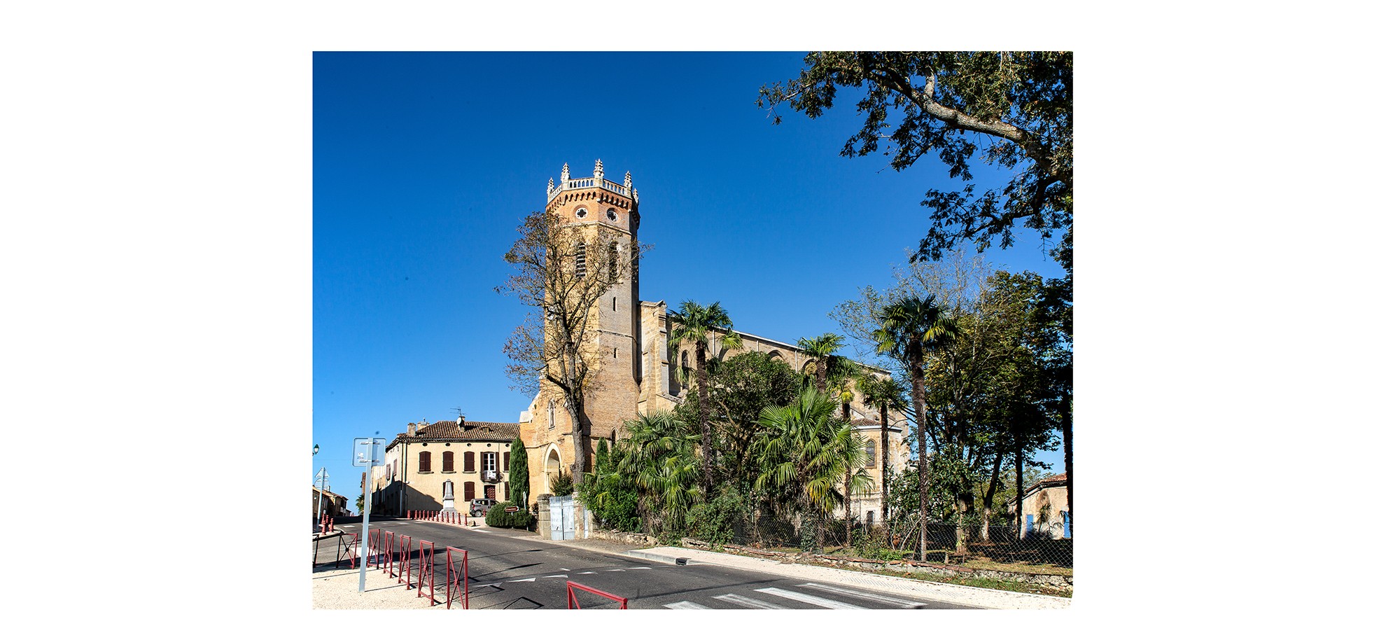 1 L'église du Houga 1bis 231018.jpg