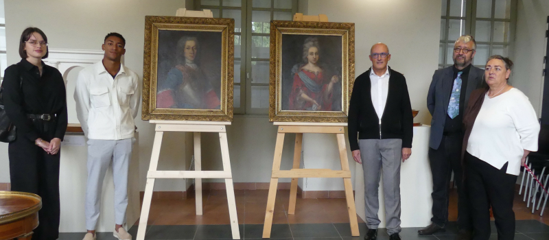 Michel et Marie Charlotte du Bouzet sont de retour à la Mairie