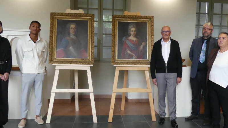 Michel et Marie Charlotte du Bouzet sont de retour à la Mairie