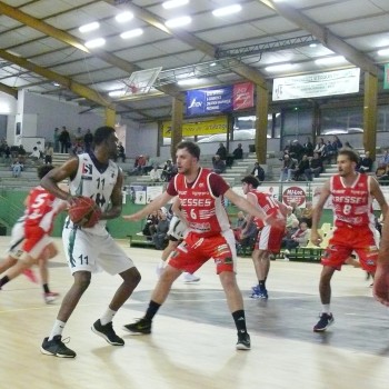 Première victoire pour le VCGB face à Tresses qui n'a pas tenu la distance