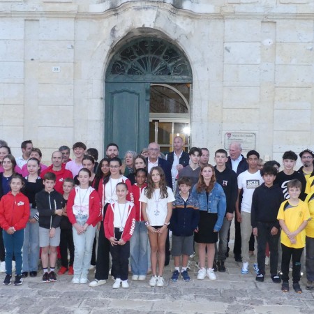 Les athlètes sur le podium