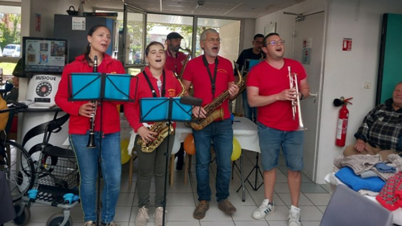 La kermesse de l’EHPAD du Centre hospitalier Saint-Jacques