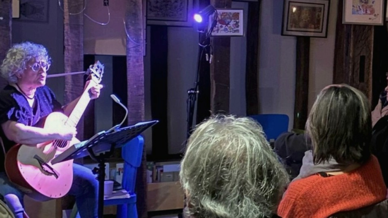 “ Soirée aux chants d’elle ” à la médiathèque.