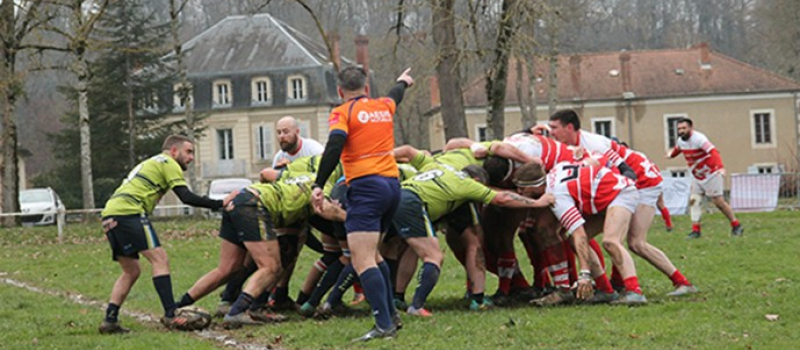 VVAL XV le dos au mur