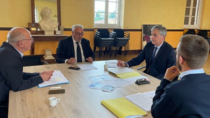 Le préfet à la rencontre de la municipalité