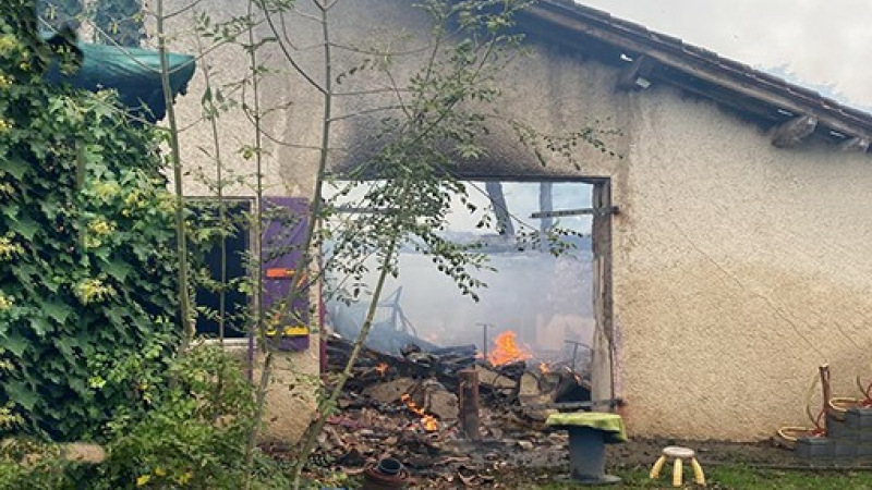 Une maison totalement détruite par un incendie