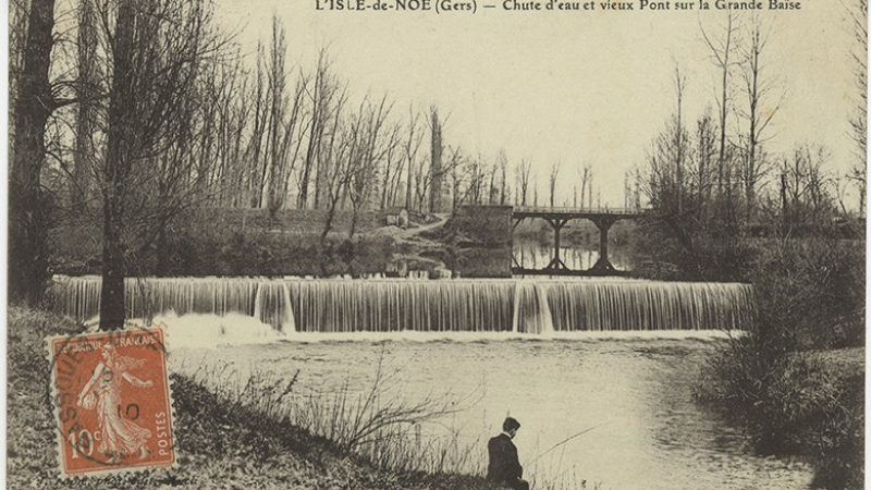 3000 cartes postales anciennes en ligne