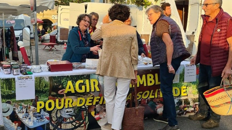 Agir Ensemble pour Défier la Solitude