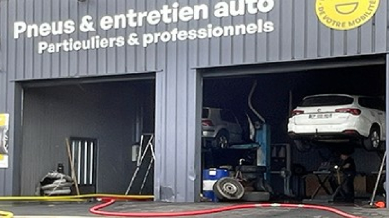 Départ d'incendie en zone commerciale du grand chêne