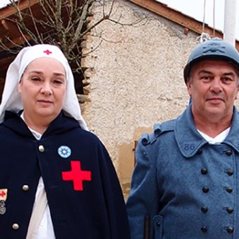 tillac costume d'époque Bouey.bando.jpg