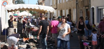 vide grenier rue rohan.jpg